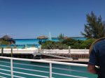 2016-05-09_Bahamas-HalfMoonCay,CarnivalTender-3
